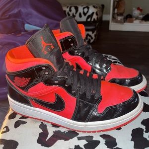 Air Jordan 1 Mid ‘Hot Punch’ Sneakers